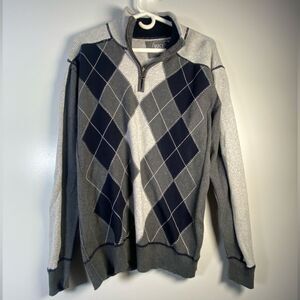 BKE Men's Zip-Up Sweater in Gray and Navy Argyle